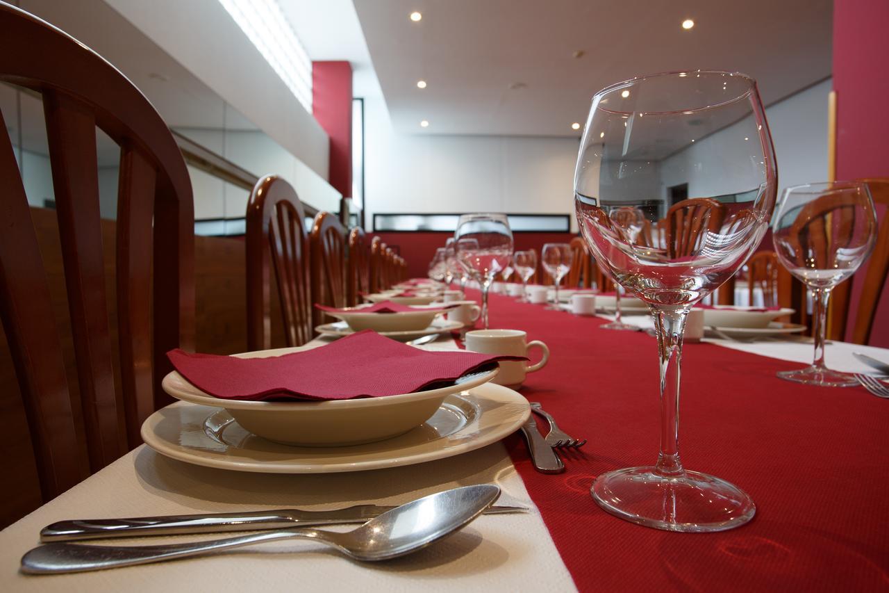 Hotel Restaurante Pontinas Lalín Extérieur photo