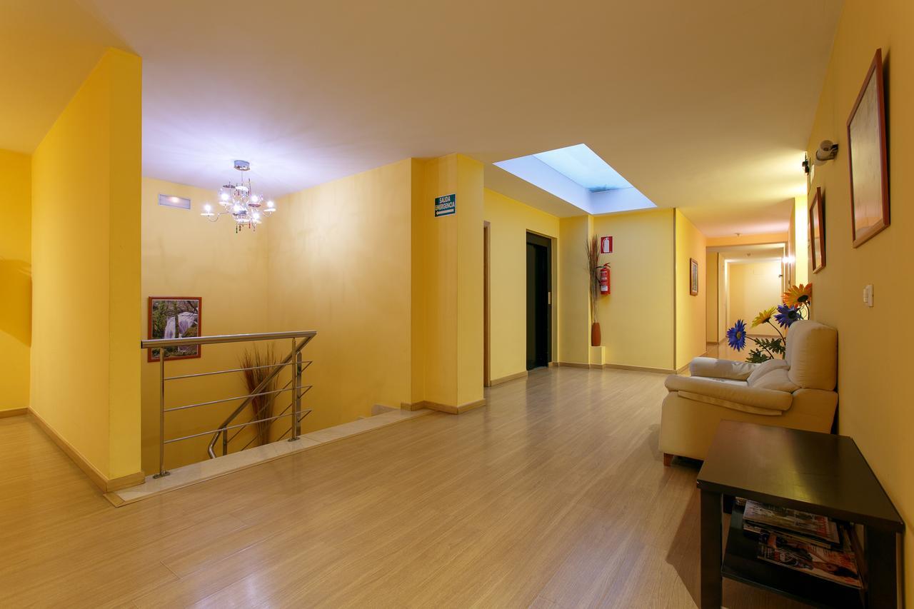 Hotel Restaurante Pontinas Lalín Extérieur photo